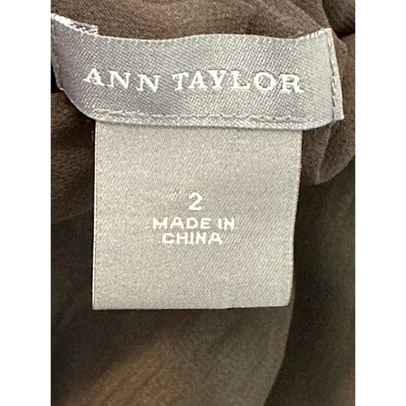 Ann Taylor brown silk animal print sleeveless blouse size 2 - Picture 3 of 8